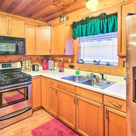 Cozy Tellico Plains Cabin With Large Mountain Creek! Exterior photo
