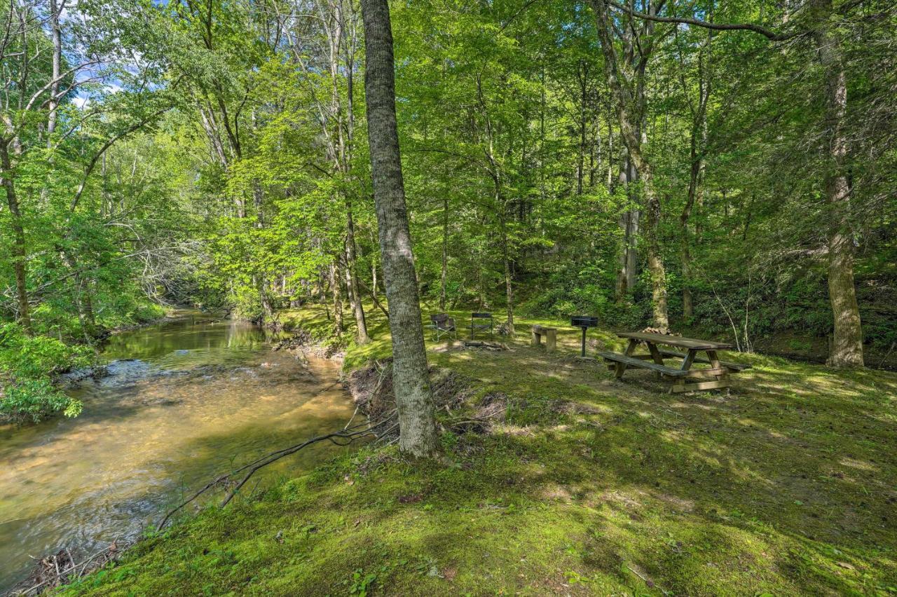 Cozy Tellico Plains Cabin With Large Mountain Creek! Exterior photo