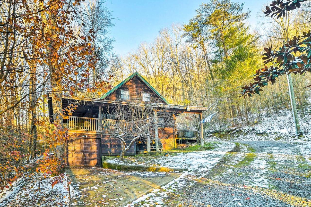 Cozy Tellico Plains Cabin With Large Mountain Creek! Exterior photo