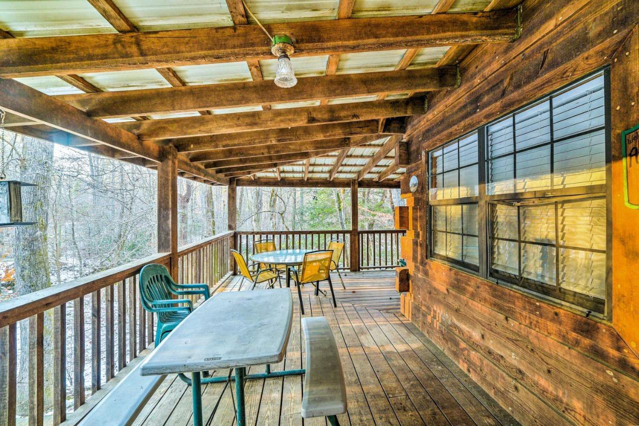 Cozy Tellico Plains Cabin With Large Mountain Creek! Villa Exterior photo